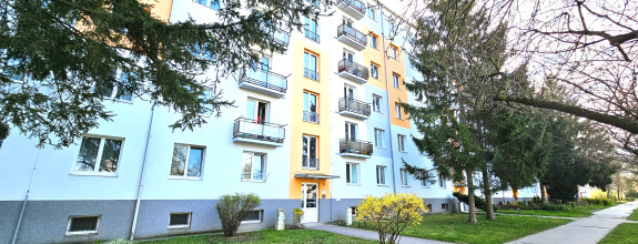 Na predaj 2 izbový byt v centre, 53 m2, Trenčín, ul. 28.októbra