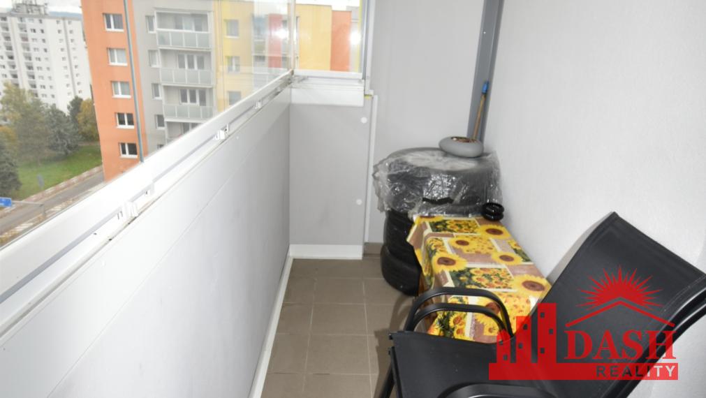 REZERVOVANÉ -Na predaj 3 izbový byt v centre mesta s novou lodžiou, Dubnica nad Váhom, Centrum II