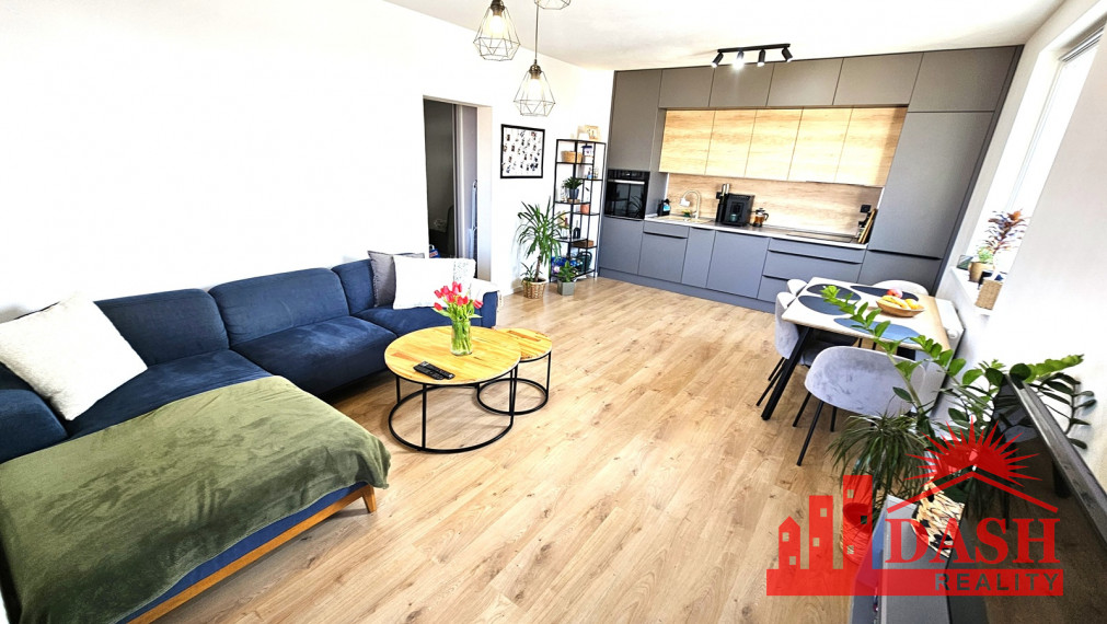 REZERVOVANÉ -Na predaj zariadený 3 izbový byt v novostavbe, 72 m2, Trenčín, Rezidencia Zlatovská