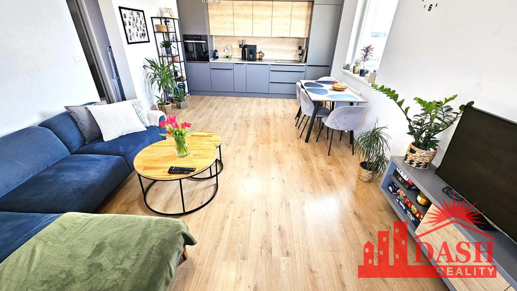 REZERVOVANÉ -Na predaj zariadený 3 izbový byt v novostavbe, 72 m2, Trenčín, Rezidencia Zlatovská