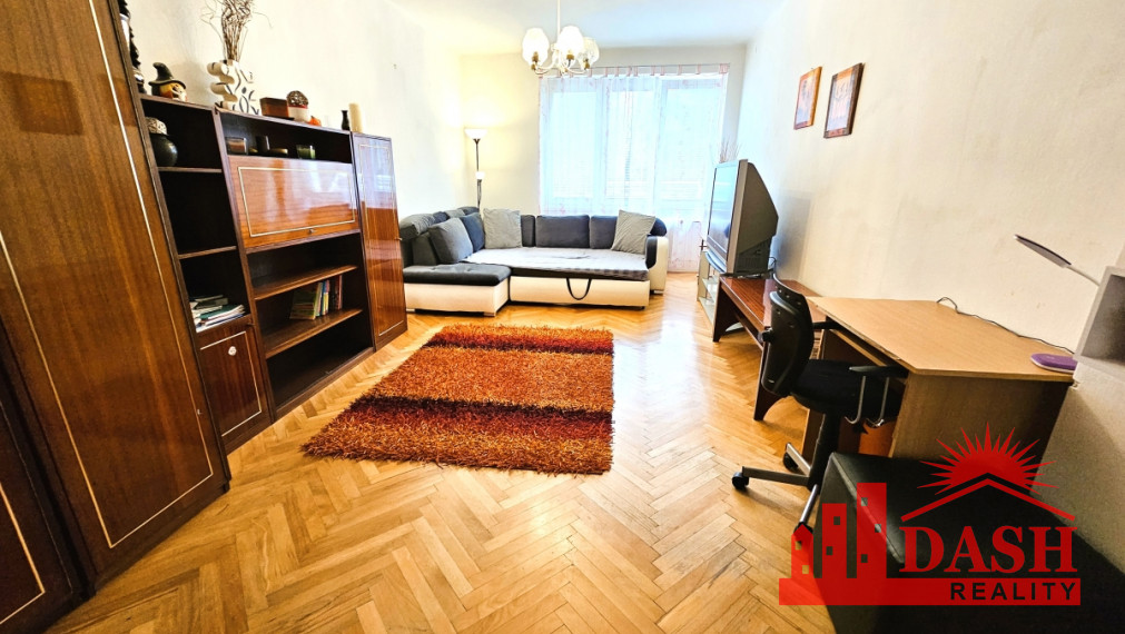 Na predaj 2 izbový byt v centre, 53 m2, Trenčín, ul. 28.októbra