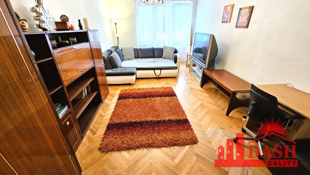 Na predaj 2 izbový byt v centre, 53 m2, Trenčín, ul. 28.októbra