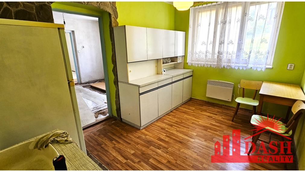 Na predaj rodinný dom 852 m2, Starý Hrozenkov, okr. Uherské Hradište, Česká republika