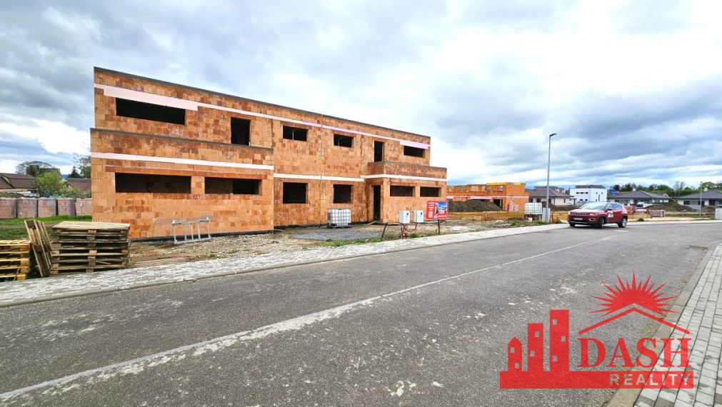 Na predaj 5-izbový nízkoenergetický rodinný dom v Trenčíne – časť Záblatie, ulica Lúčky