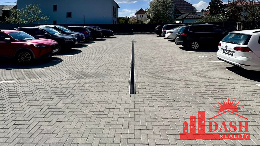 PRENAJATÉ -Na prenájom kancelária, komerčný priestor, Trenčín, 25 m2, Bratislavská