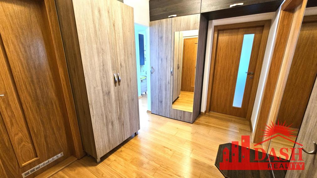 REZERVOVANÉ -Na predaj 3-izbový byt s balkónom, lodžiou, klimatizáciou a parkovaním – Trenčín, Bavlnárska