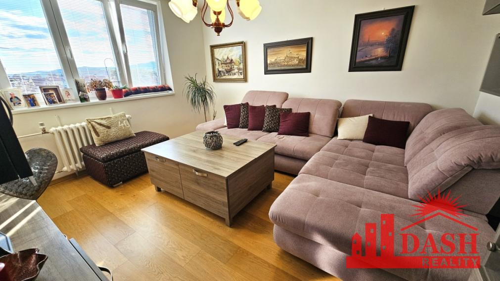 REZERVOVANÉ -Na predaj 3-izbový byt s balkónom, lodžiou, klimatizáciou a parkovaním – Trenčín, Bavlnárska