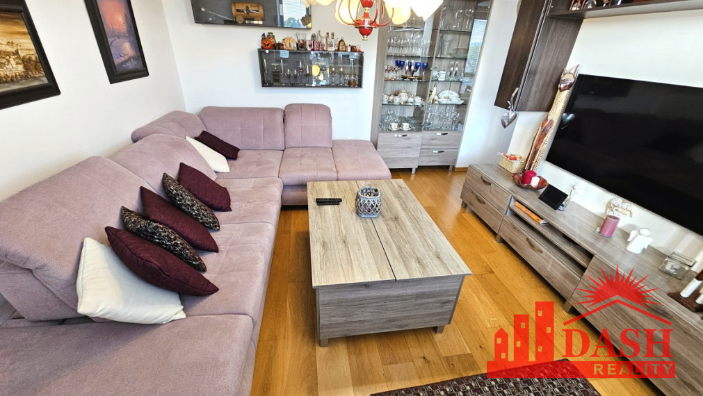 REZERVOVANÉ -Na predaj 3-izbový byt s balkónom, lodžiou, klimatizáciou a parkovaním – Trenčín, Bavlnárska