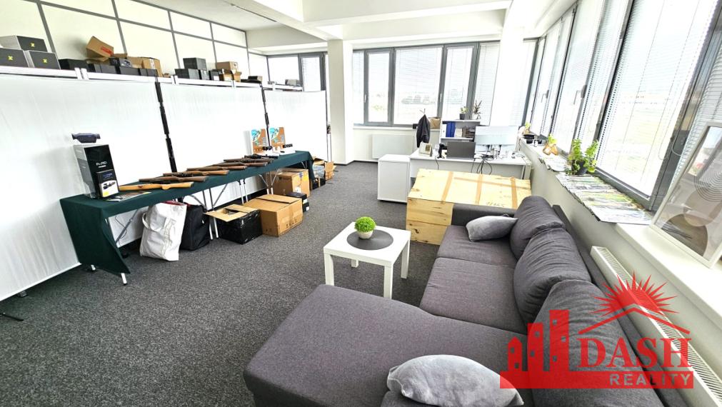 Na prenájom komerčný, kancelársky priestor, 47 m2, Trenčín, Bratislavská