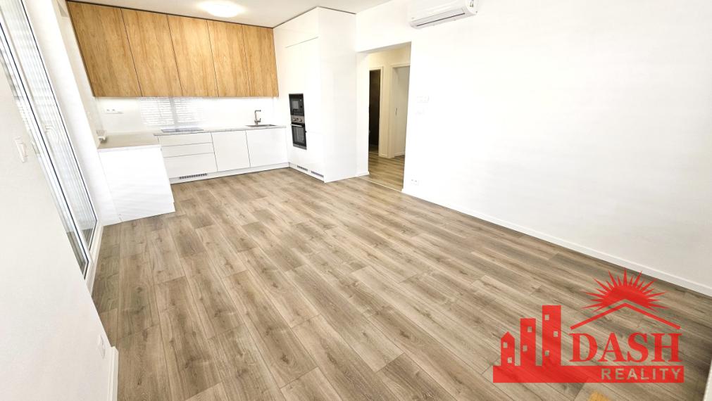 PREDANE -Na predaj klimatizovaný 3 izbový byt v novostavbe, 125 m2, Trenčín, Rezidencia Vinohrady