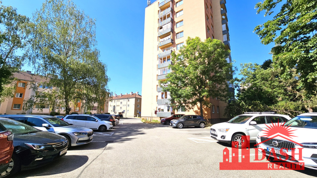 PREDANÉ -Na predaj 3 izbový byt s balkónom a klimatizáciou, 76 m2, Trenčín, Inovecká