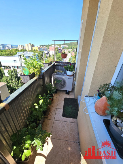 PREDANÉ -Na predaj 3 izbový byt s balkónom a klimatizáciou, 76 m2, Trenčín, Inovecká