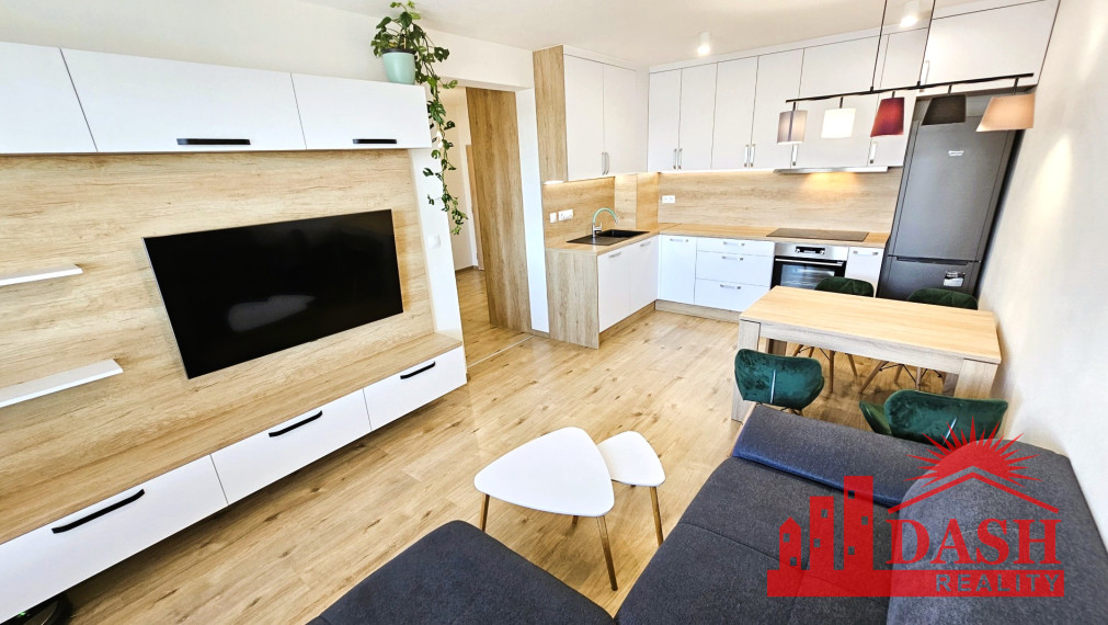 Na prenájom klimatizovaný 3 izbový byt v novostavbe s park. miestom, Trenčín, Zlatovská