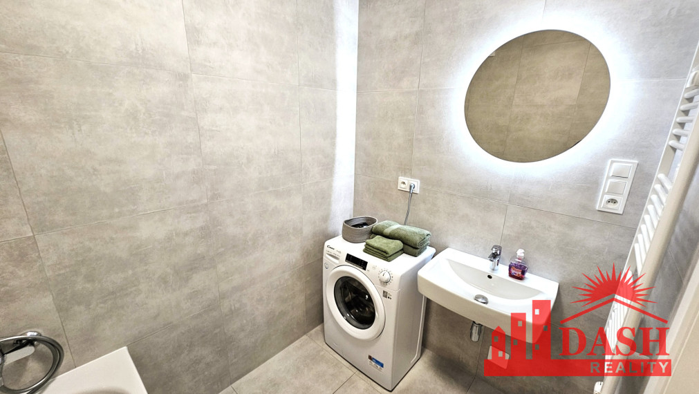 Na predaj 2 izbový byt s park. miestom v novostavbe, Trenčín, 60 m2, Halalovka