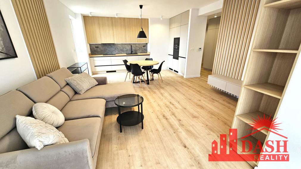 Na prenájom zariadený 3 izbový byt s garážovým parkovaním, Trenčín, Villa park