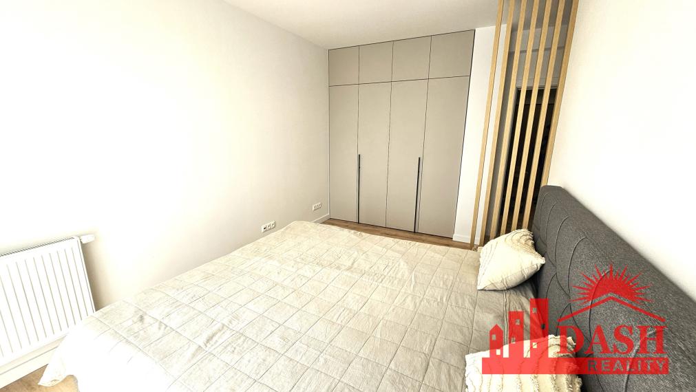 Na prenájom zariadený 3 izbový byt s garážovým parkovaním, Trenčín, Villa park