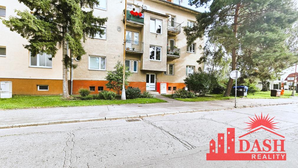 Na predaj veľký 2 izbový byt v centre mesta, 64 m2, Piešťany, A. Dubčeka