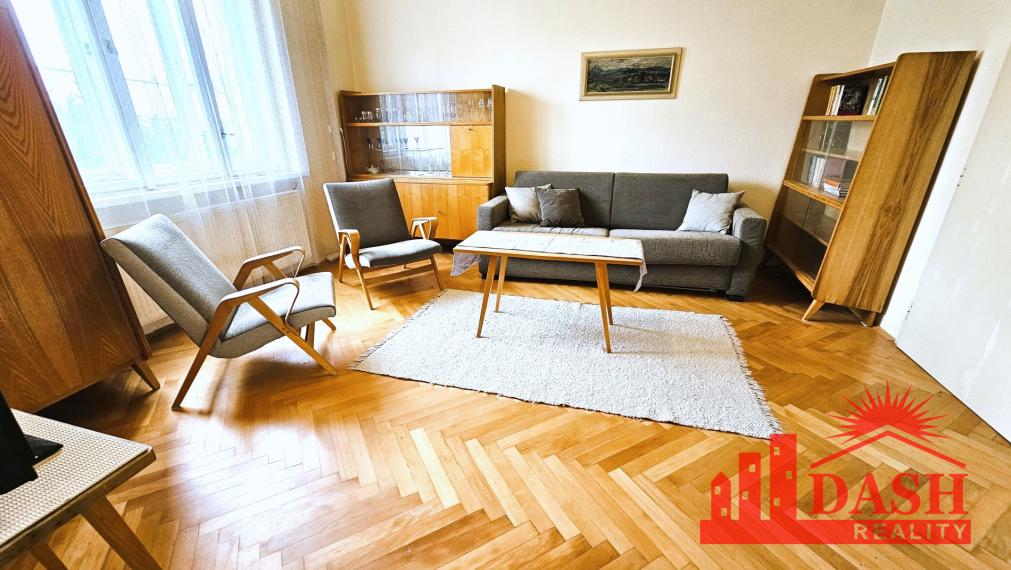 Na predaj veľký 2 izbový byt v centre mesta, 64 m2, Piešťany, A. Dubčeka