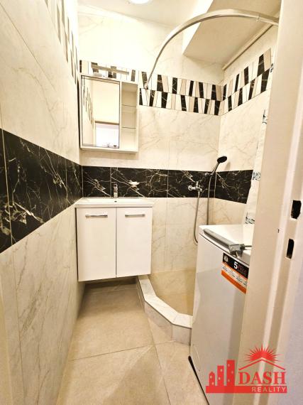 REZERVOVANÉ - Na predaj 1 izbový byt prerobený na 2 izbový, Trenčín, ul. 28.októbra