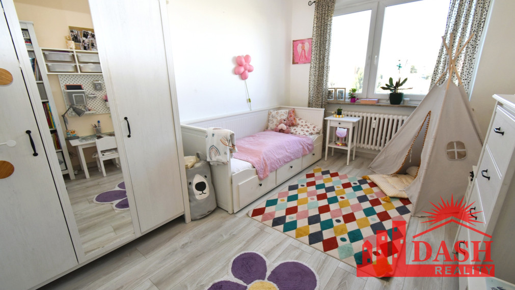 Na predaj 3 izbový byt po kompletnej rekonštrukcii, Trenčín, 72 m2, Pred poľom