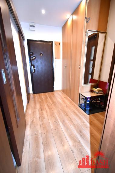 REZERVOVANÉ -Na predaj 3 izbový byt v centre mesta s novou lodžiou, Dubnica nad Váhom, Centrum II