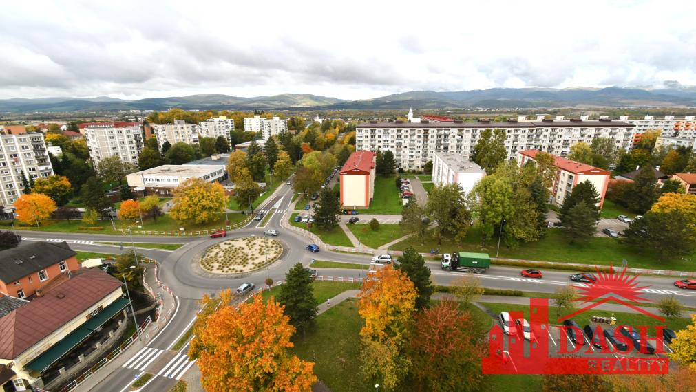 REZERVOVANÉ -Na predaj 3 izbový byt v centre mesta s novou lodžiou, Dubnica nad Váhom, Centrum II