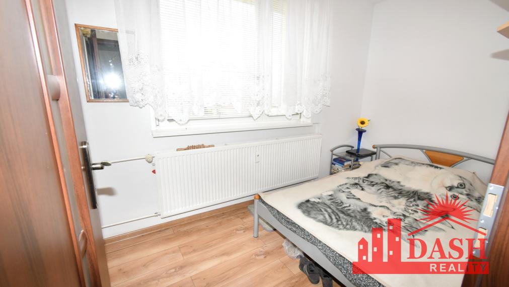 REZERVOVANÉ -Na predaj 3 izbový byt v centre mesta s novou lodžiou, Dubnica nad Váhom, Centrum II