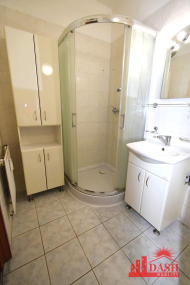 REZERVOVANÉ -Na predaj 2 izbový byt s kuchynským kútom, 41 m2, Trenčianska Teplá