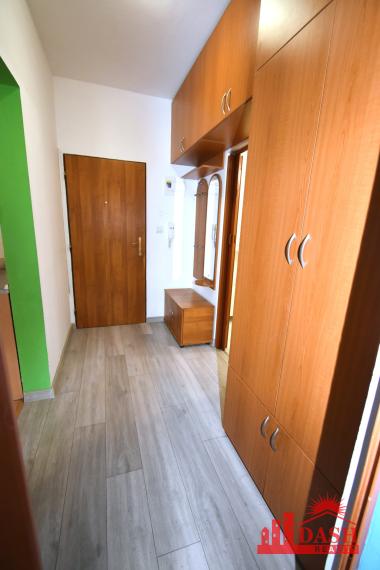 REZERVOVANÉ -Na predaj 2 izbový byt s kuchynským kútom, 41 m2, Trenčianska Teplá