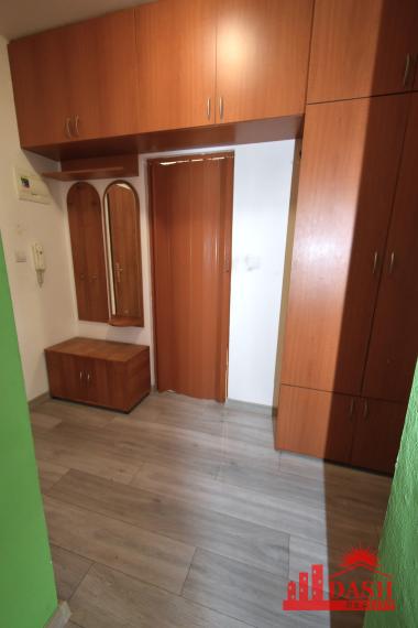 REZERVOVANÉ -Na predaj 2 izbový byt s kuchynským kútom, 41 m2, Trenčianska Teplá