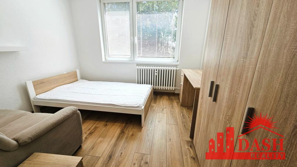 Na prenájom zariadený 3 izbový byt s balkónom, Trenčín, ul. Západná