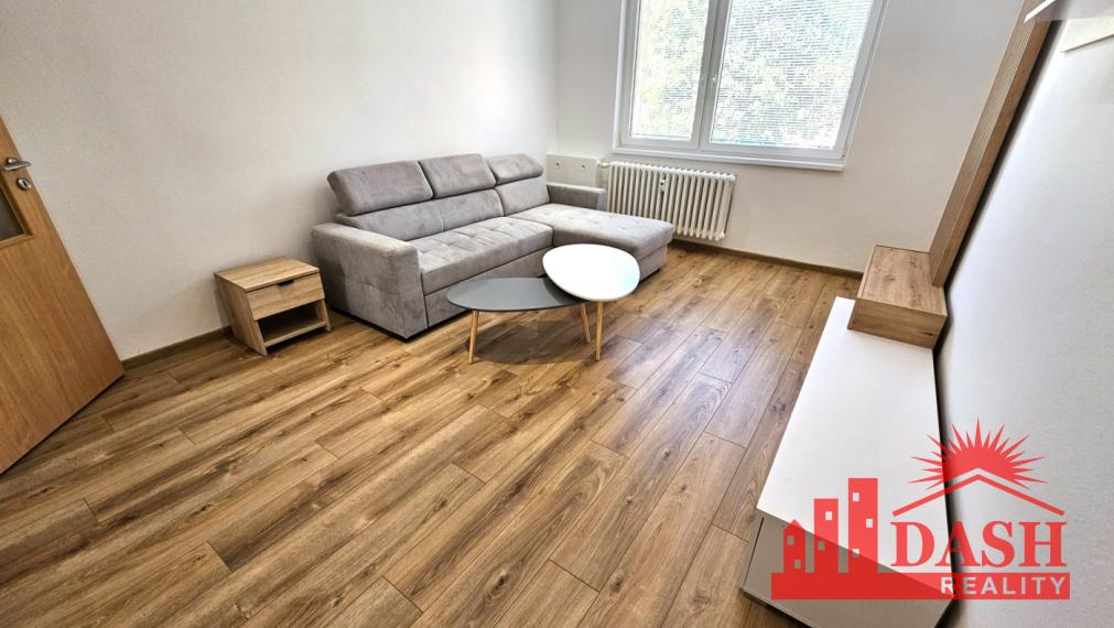 Na prenájom zariadený 3 izbový byt s balkónom, Trenčín, ul. Západná