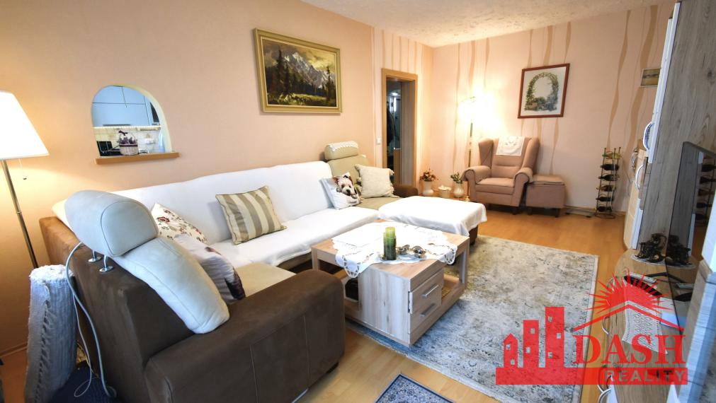 Na predaj veľký 3 izbový byt s lodžiou, 77 m2, Trenčín, Halalovka