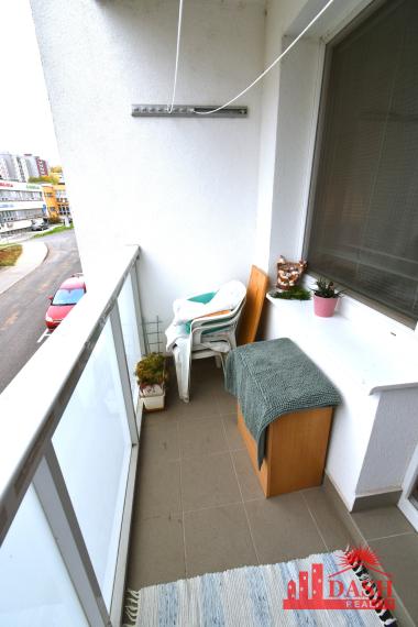 Na predaj veľký 3 izbový byt s lodžiou, 77 m2, Trenčín, Halalovka