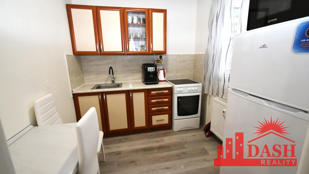 Na prenájom zariadený 1 izbový byt, Trenčianske Teplice, ul. Štvrť SNP