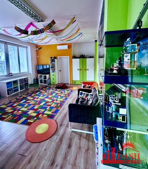 Na prenájom kancelársky priestor 60 m2 s parkovaním, Trenčín, ul. M. R. Štefánika