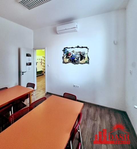 Na prenájom kancelársky priestor 60 m2 s parkovaním, Trenčín, ul. M. R. Štefánika