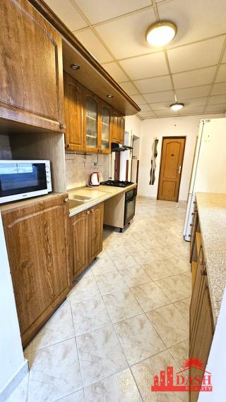 Na prenájom zariadený 3 izbový byt, 120 m2, Trenčín, ul. Opatovská