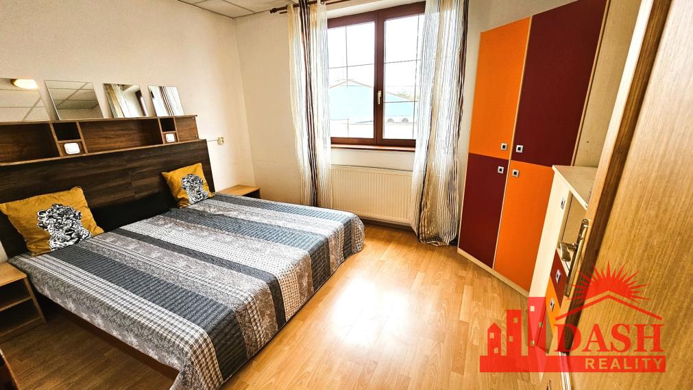 Na prenájom zariadený 3 izbový byt, 120 m2, Trenčín, ul. Opatovská