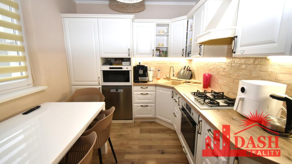 Na predaj 4 izbový byt po kompletnej rekonštrukcii, 92 m2, Trenčín, Bavlnárska