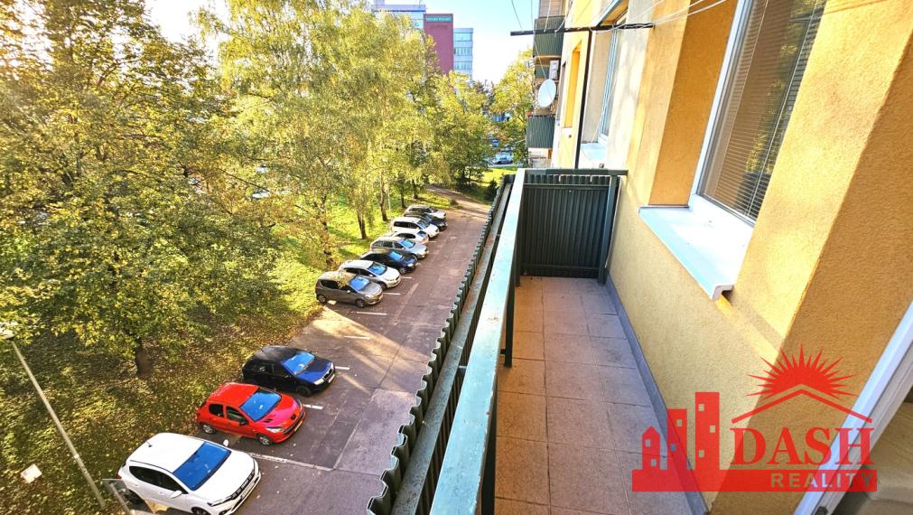 Na prenájom zariadený 3 izbový byt s balkónom v centre Trenčína, Soblahovská