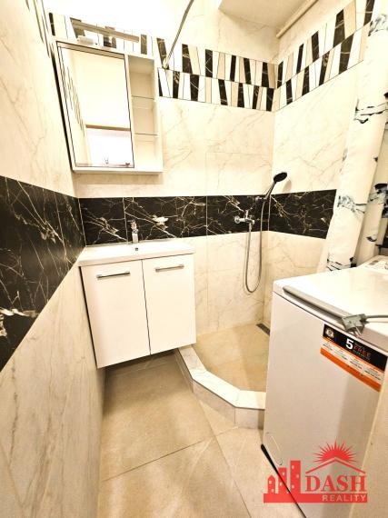 Na prenájom zariadený 2 izbový byt v centre, Trenčín, ul. 28. októbra