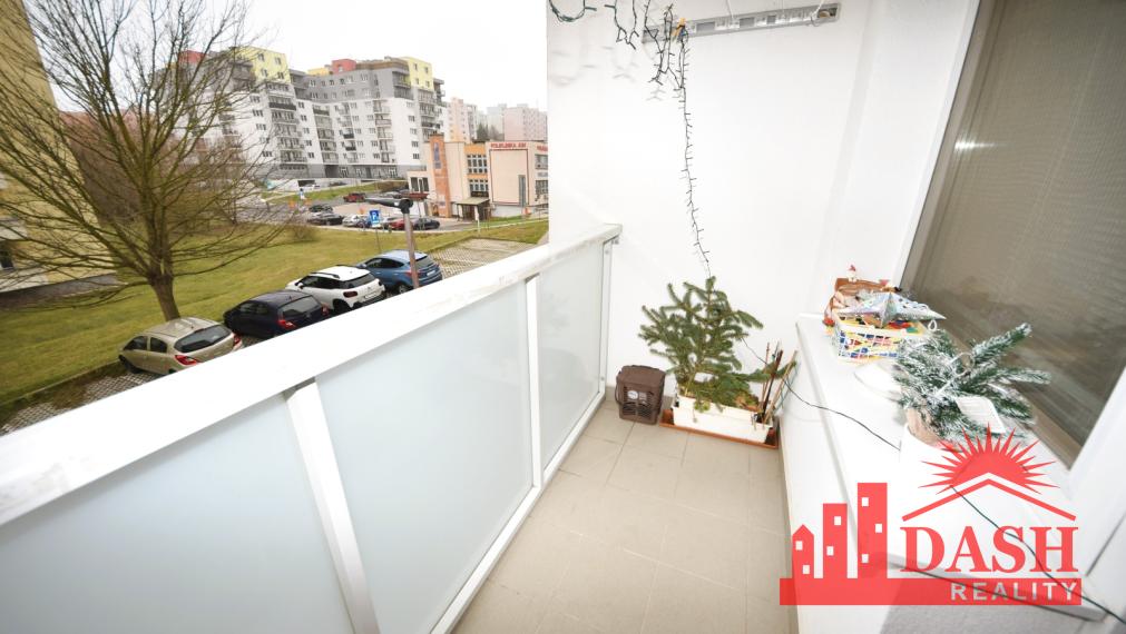 Na predaj veľký 3 izbový byt s lodžiou, 77 m2, Trenčín, Halalovka