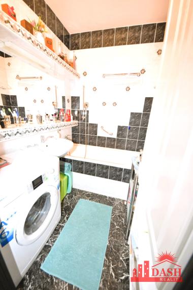 Na predaj veľký 3 izbový byt s lodžiou, 77 m2, Trenčín, Halalovka