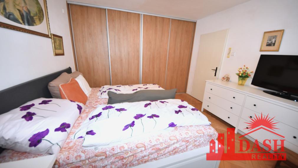 REZERVOVANÉ - Na predaj zariadený 2 izbový byt, Nová Dubnica, Janka Kráľa