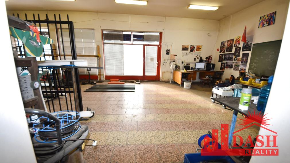 Na predaj komerčná budova s pozemkom, v centre obce, 424 m2, Moravské Lieskové