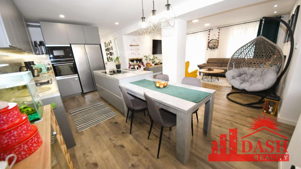 Na predaj zariadený 4 izbový rodinný dom, Nemšová, časť Ľuborča