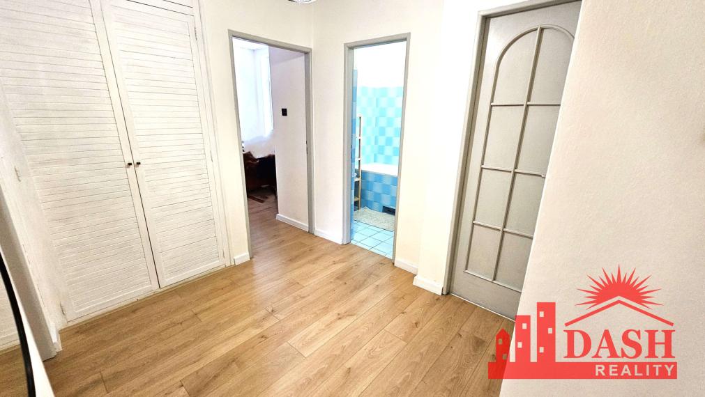 Na prenájom 3 izbový byt v centre mesta, 71 m2, Trenčín