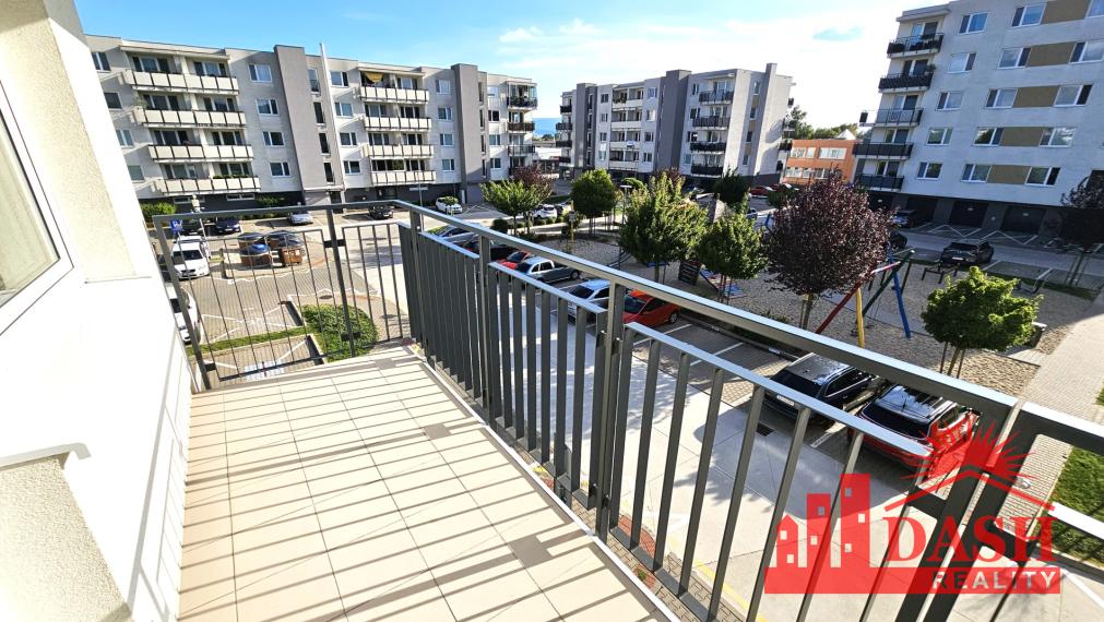 Na prenájom 3 izbový byt v novostavbe s garážou a park. miestom, Trenčín, Zlatovská