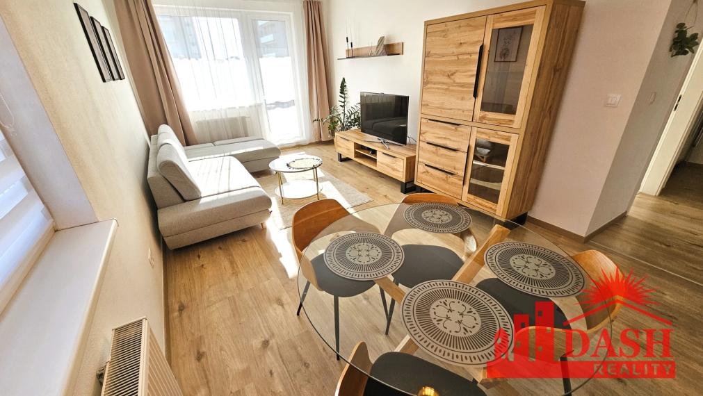 Na prenájom 3 izbový byt v novostavbe s garážou a park. miestom, Trenčín, Zlatovská